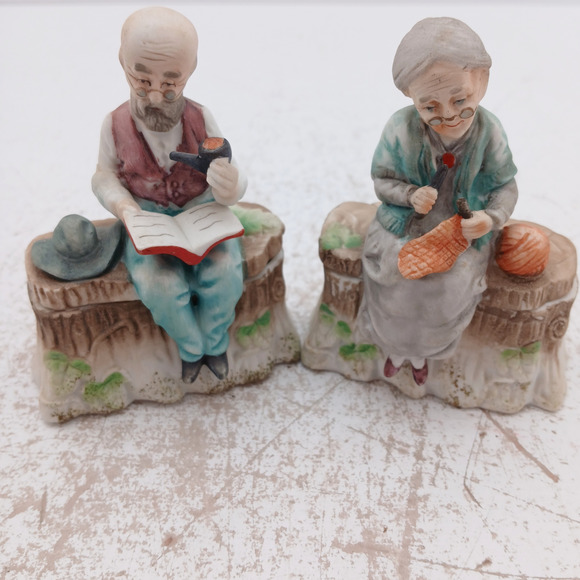 VTG Norleans Japan Old Couple Box Figurines – Grandpa Reading & Grandma Knitting - Picture 2 of 9